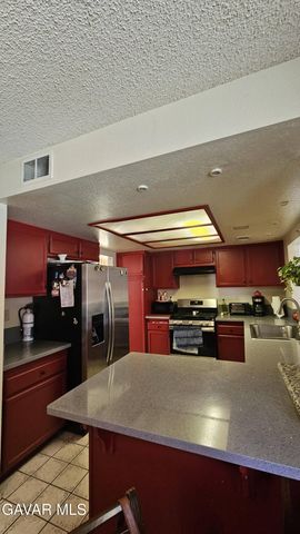 37337 E 26 Street, Palmdale, CA 93550