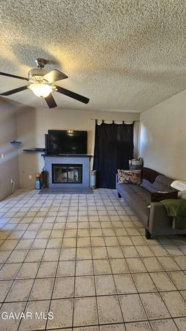 37337 E 26 Street, Palmdale, CA 93550