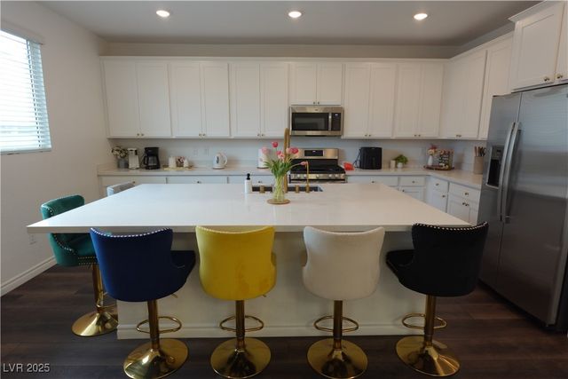 4388 Bayley Skye Avenue, Las Vegas, NV 89141