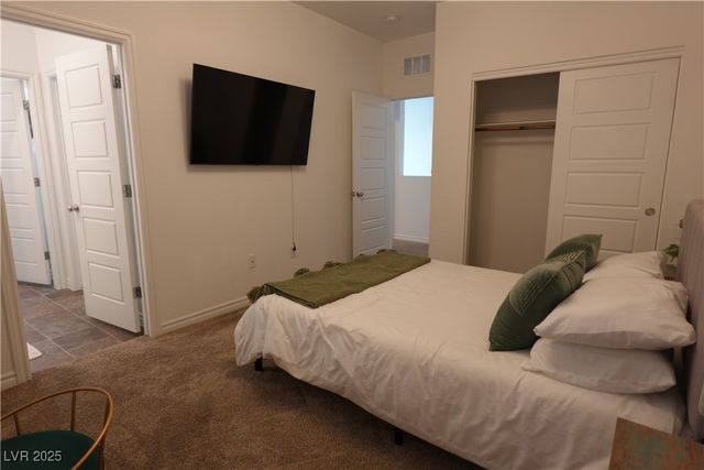 4388 Bayley Skye Avenue, Las Vegas, NV 89141