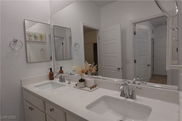 4388 Bayley Skye Avenue, Las Vegas, NV 89141