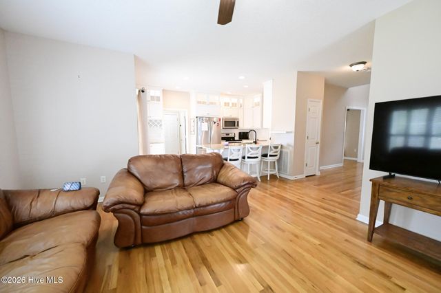 222 Derby Downs Drive, Sneads Ferry, NC 28460
