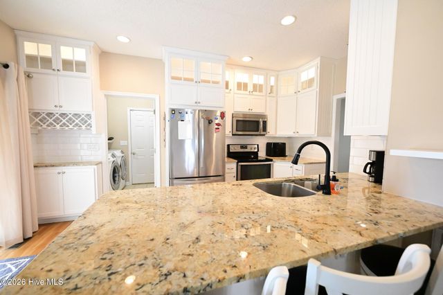 222 Derby Downs Drive, Sneads Ferry, NC 28460