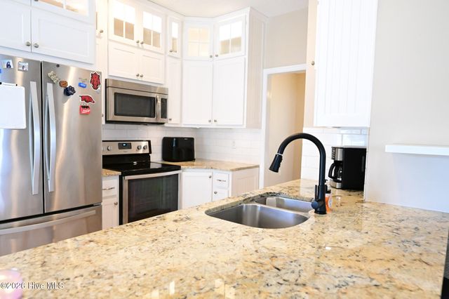 222 Derby Downs Drive, Sneads Ferry, NC 28460