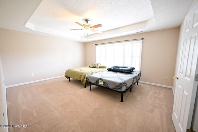 222 Derby Downs Drive, Sneads Ferry, NC 28460