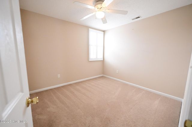 222 Derby Downs Drive, Sneads Ferry, NC 28460