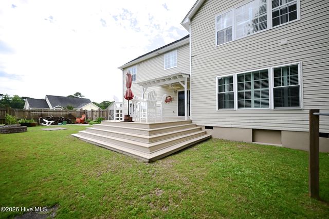 222 Derby Downs Drive, Sneads Ferry, NC 28460
