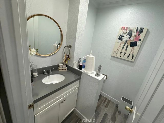 7515 S Vermont Avenue, Los Angeles, CA 90044