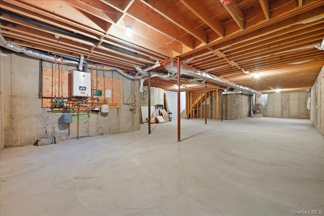 267 Sprucewood Drive, Levittown, NY 11756