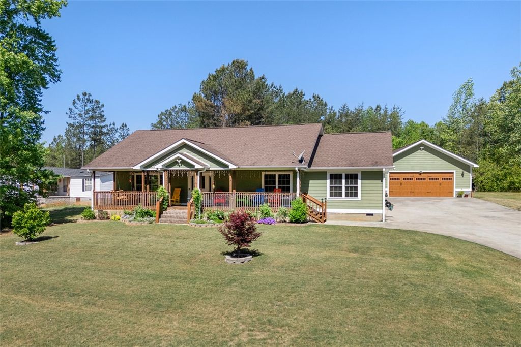 304 Capps Road, Walhalla, SC 29691
