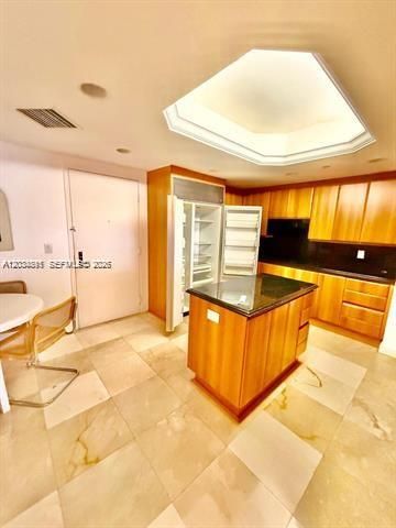 9595 Collins Avenue N2G, Surfside, FL 33154