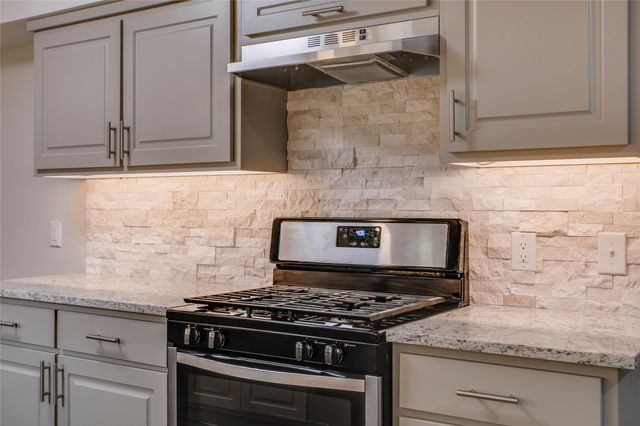 6945 Clearglen Drive, Dallas, TX 75232