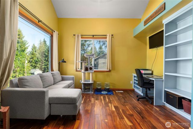 20310 La Rita Drive E, Bonney Lake, WA 98391