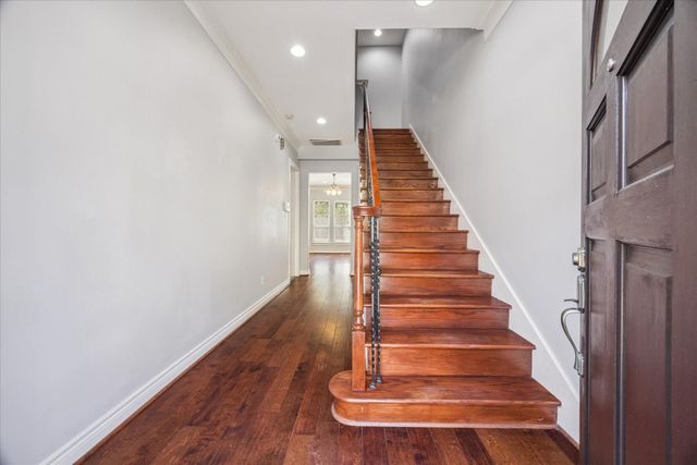 2619 Edgefield Lakes Drive, Houston, TX 77054