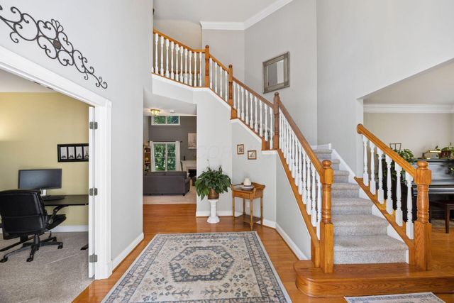 7011 Harlan Square, New Albany, OH 43054