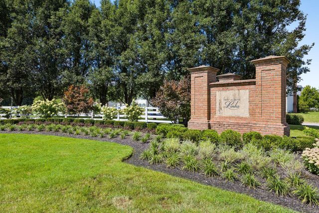 7011 Harlan Square, New Albany, OH 43054