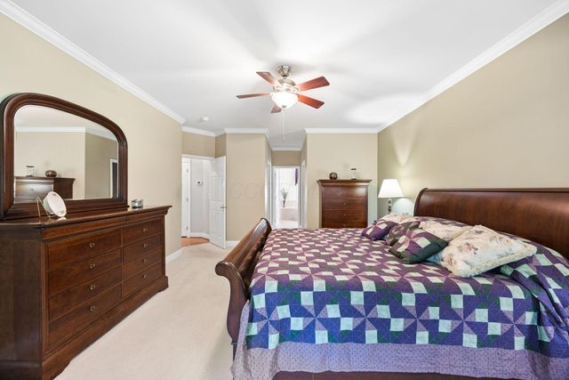 7011 Harlan Square, New Albany, OH 43054