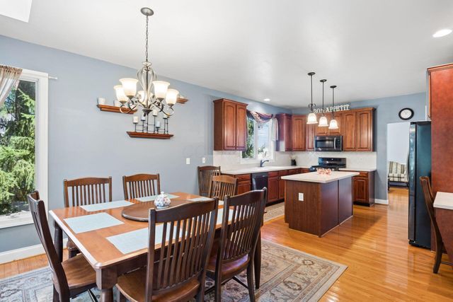 7011 Harlan Square, New Albany, OH 43054