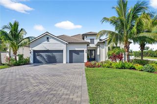 3140 Heather Glen CT, Naples, FL 34114
