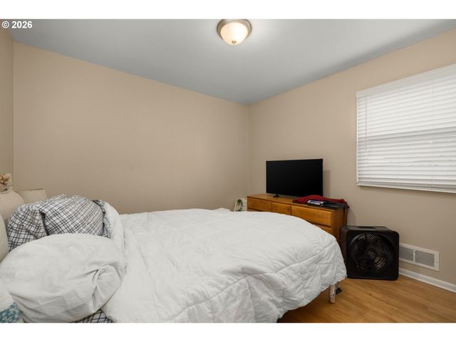 1015 Ne 60TH Ave, Portland, OR 97213