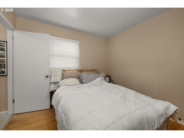 1015 Ne 60TH Ave, Portland, OR 97213