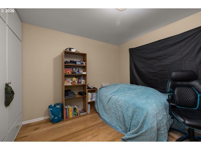 1015 Ne 60TH Ave, Portland, OR 97213