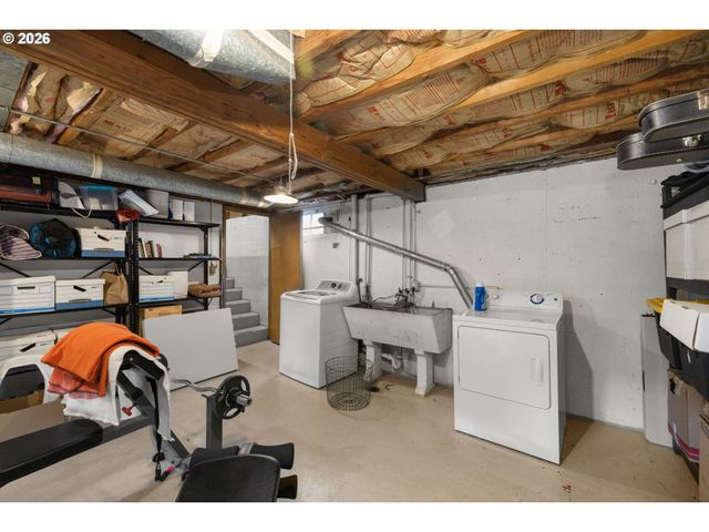 1015 Ne 60TH Ave, Portland, OR 97213