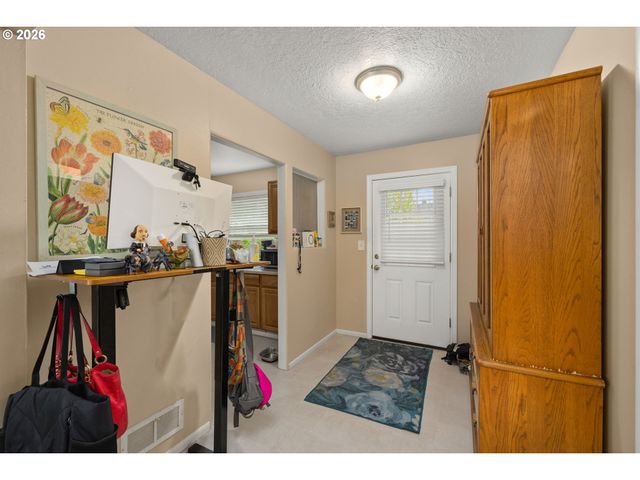 1015 Ne 60TH Ave, Portland, OR 97213