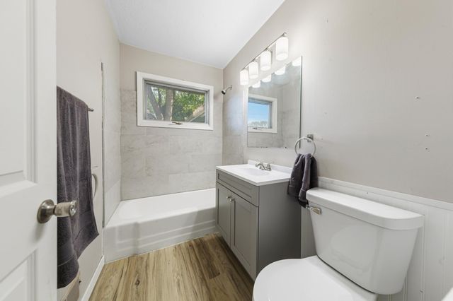 4242 Limestone Drive, Eagan, MN 55122