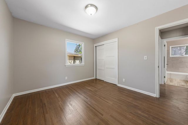 4242 Limestone Drive, Eagan, MN 55122