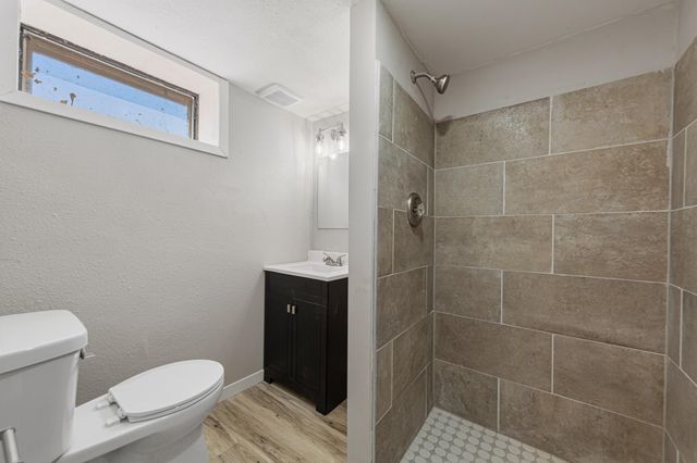 4242 Limestone Drive, Eagan, MN 55122