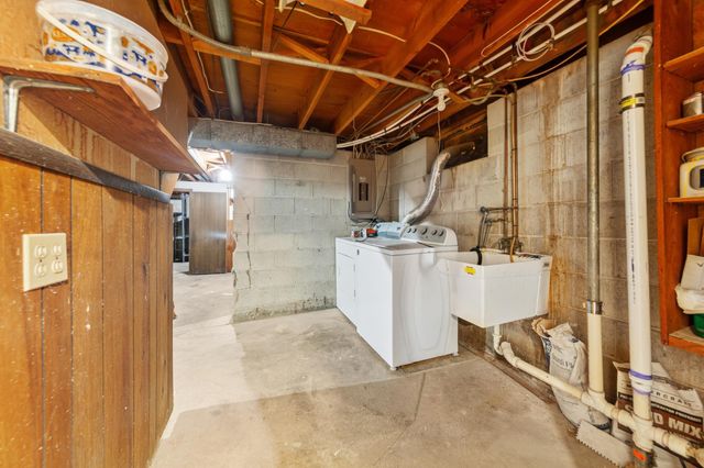 4242 Limestone Drive, Eagan, MN 55122