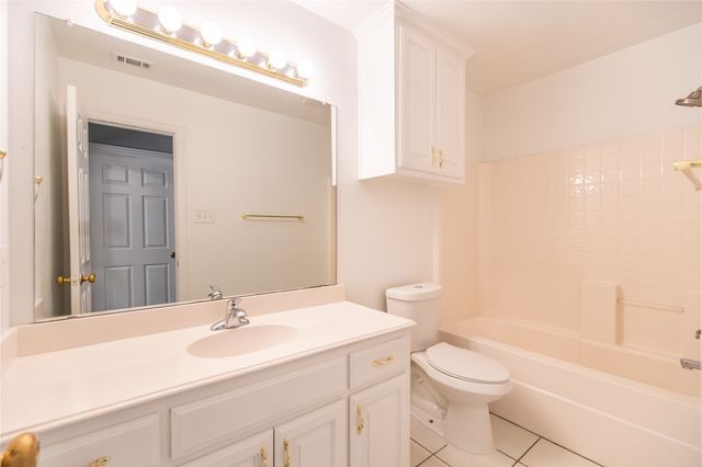 5813 Blackmon Court, Fort Worth, TX 76137