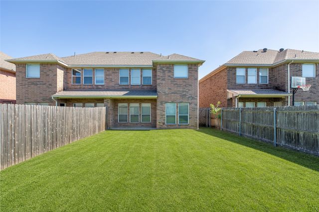 5813 Blackmon Court, Fort Worth, TX 76137