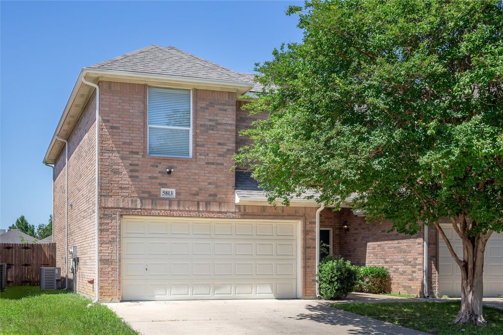 5813 Blackmon Court, Fort Worth, TX 76137