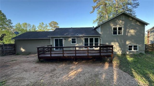 300 Timber Laurel Lane, Lawrenceville, GA 30043