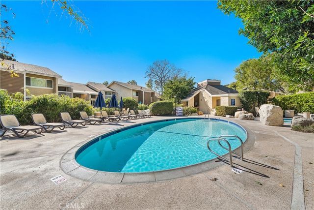 165 Pineview, Irvine, CA 92620