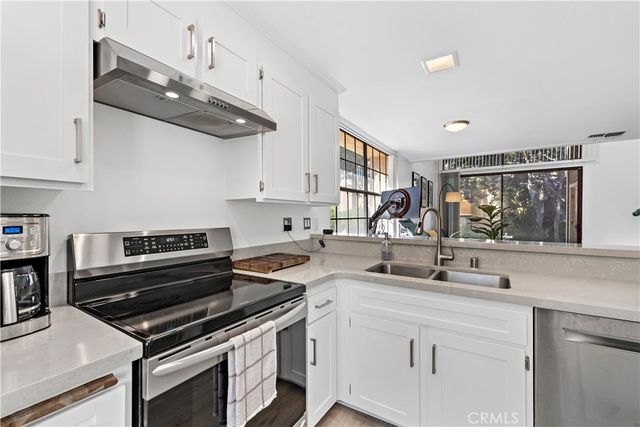 165 Pineview, Irvine, CA 92620