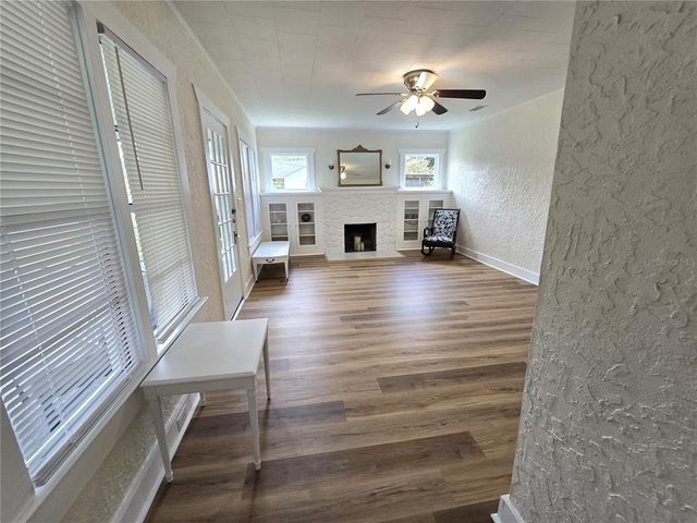 307 N BOSTON AVENUE, Deland, FL 32724