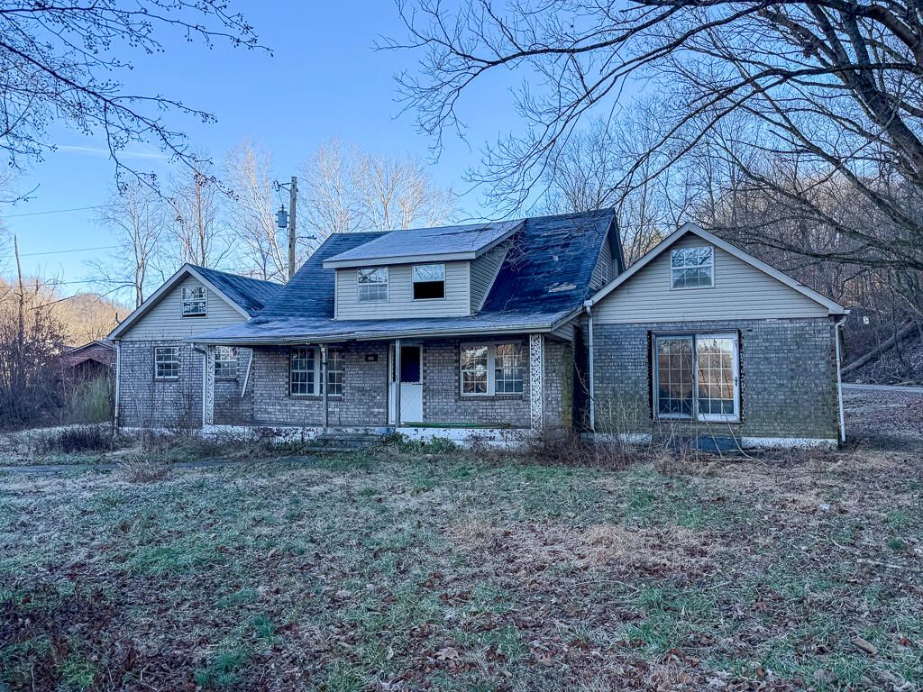 460 Fife Lick Road, Clay City, KY 40312