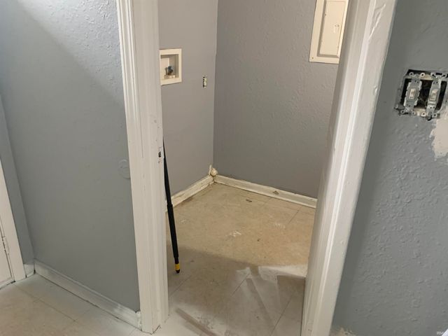 39034 Edwards Court, Peru, IN 46970