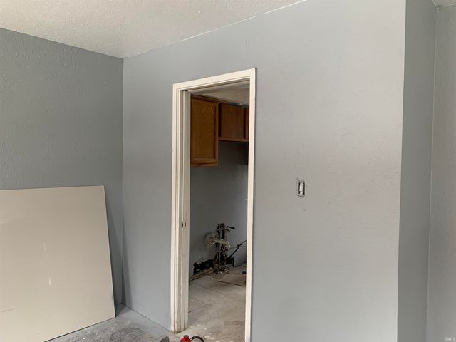 39034 Edwards Court, Peru, IN 46970