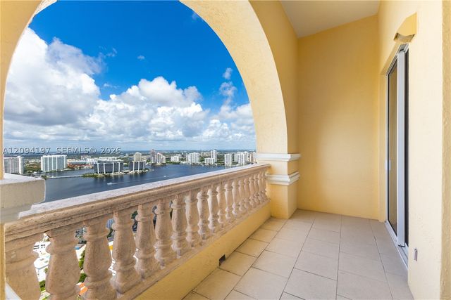 17875 Collins Ave 4403, Sunny Isles Beach, FL 33160