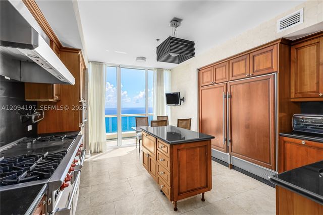 17875 Collins Ave 4403, Sunny Isles Beach, FL 33160