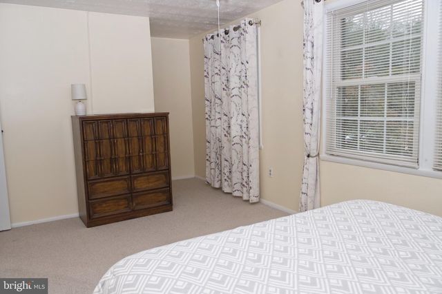359 POSSUM CT, Capitol Heights, MD 20743