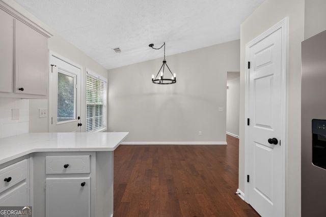 5450 Bushnell Court, Flowery Branch, GA 30542