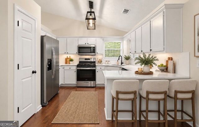 5450 Bushnell Court, Flowery Branch, GA 30542