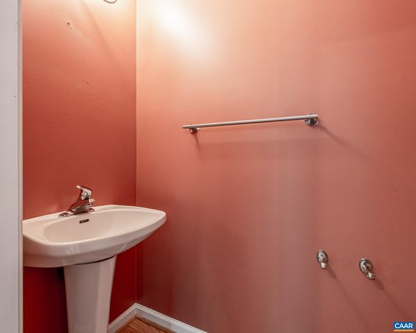 352 LEAPING FOX CT, Charlottesville, VA 22902