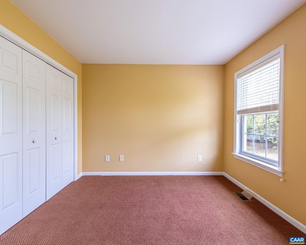 352 LEAPING FOX CT, Charlottesville, VA 22902
