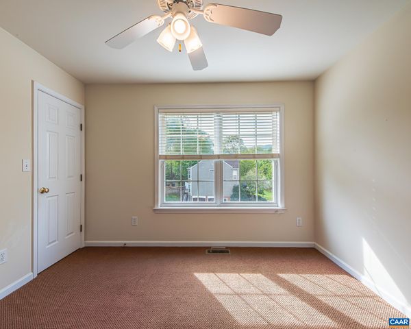 352 LEAPING FOX CT, Charlottesville, VA 22902
